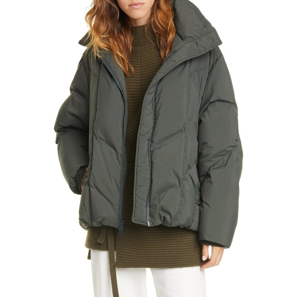 NWT Vince Hooded Down Coat, Medium, Luxe Down-Fill Winter Jacket